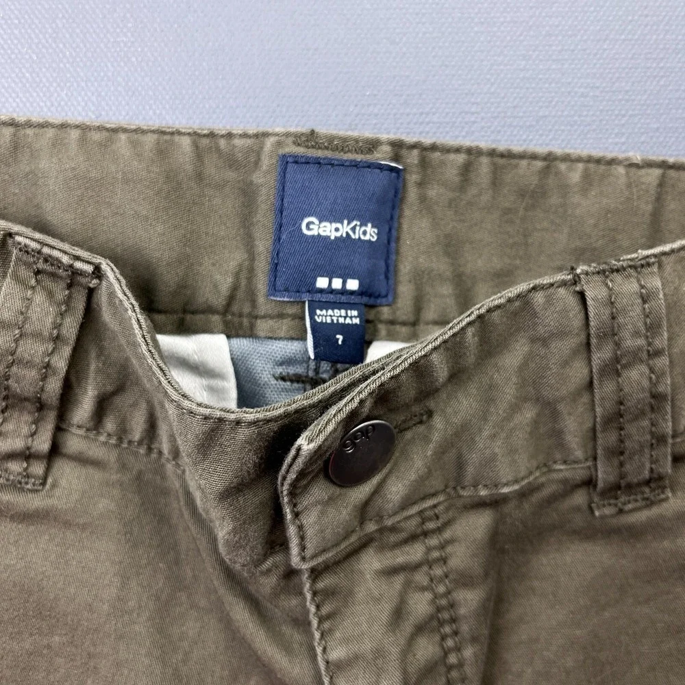 GapKids Boys Size 7 Green Cropped Pants Capri Casual Relaxed Fit Outdoor Play